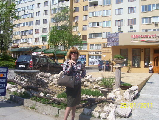  ,   Alina, 57 ,  