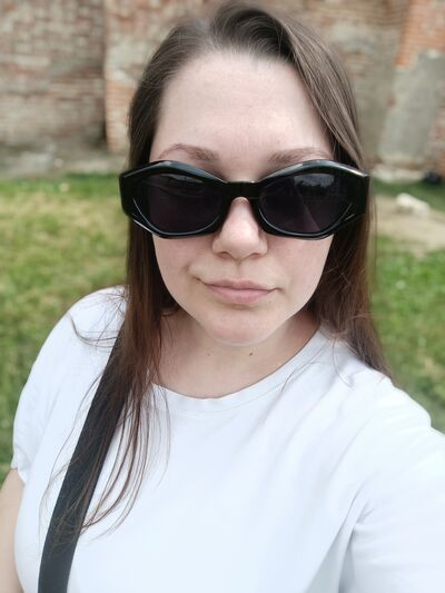  ,   Tori, 38 ,   , 