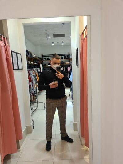  Studienka,   Tibor, 27 ,   ,   