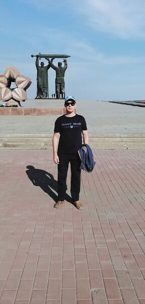  ,   Vyacheslav, 49 ,   ,   , c 