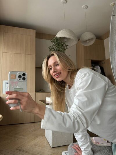  Homberg,   , 30 ,   c 