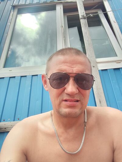  ,   Gennadii, 48 ,   ,   , c 