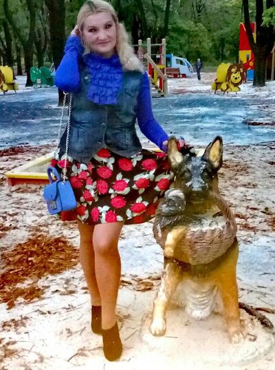  ,   Margarita, 56 ,   c 