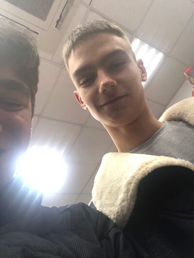  ,   Ilya, 22 ,   ,   , c 