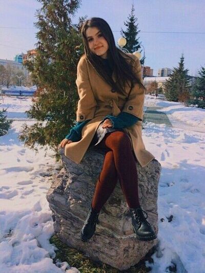  ,   Lola, 29 ,   ,   
