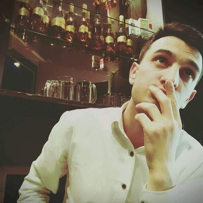  ,   VLAD, 34 ,   ,   
