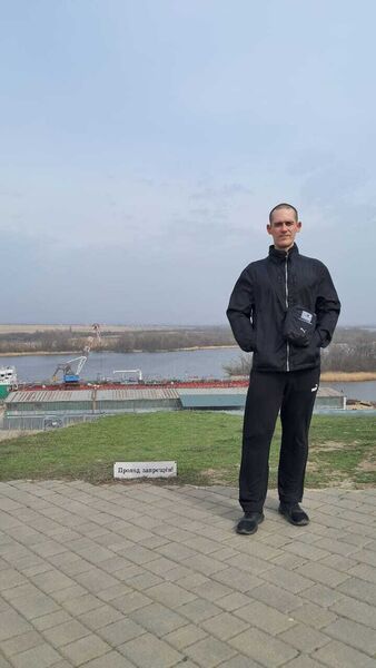  --,   , 27 ,     , c 