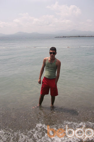  ,   Armen, 31 ,  
