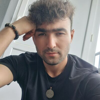 ,   Maks, 33 ,   ,   