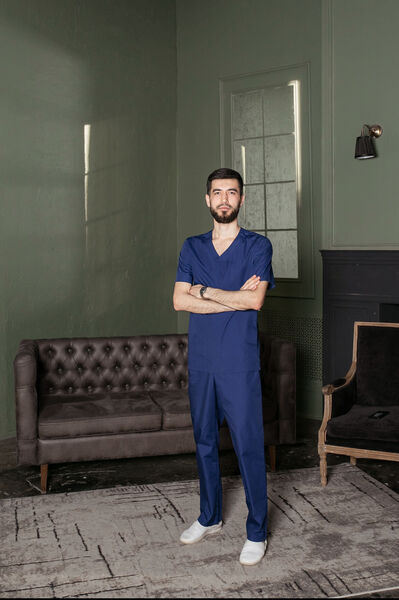  ,   Farid, 33 ,   ,   , c , 