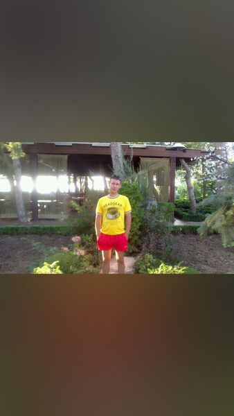  --,   , 44 ,   c 