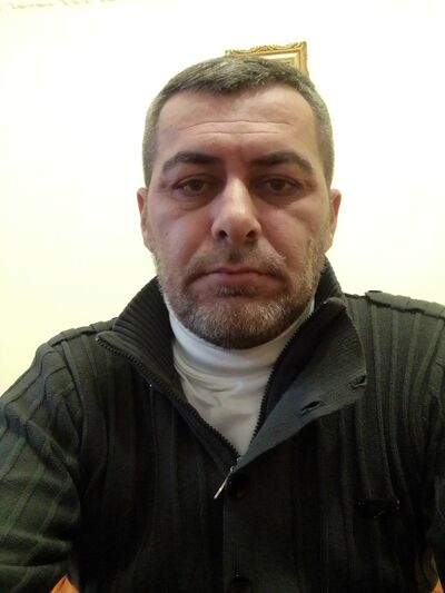  ,   Artyom, 44 ,   ,   