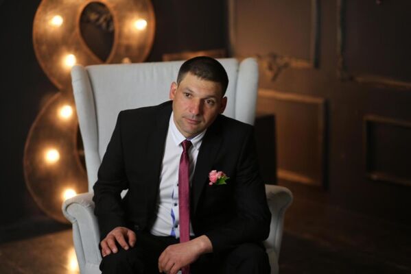  ,   Ivan, 41 ,   c 