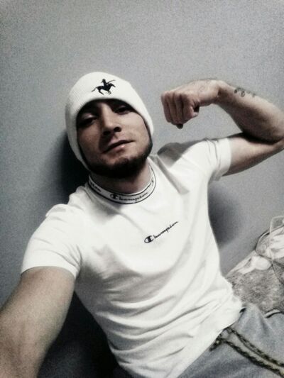  ,   Maxim, 28 ,   ,   