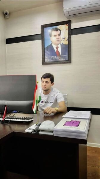  ,   Parviz, 28 ,     , c 