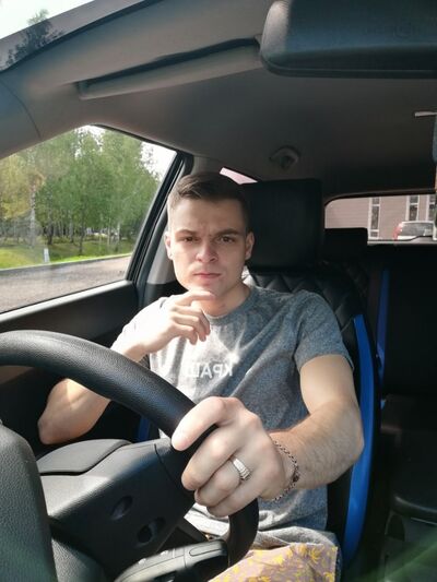 ,   Artem, 32 ,     , c 