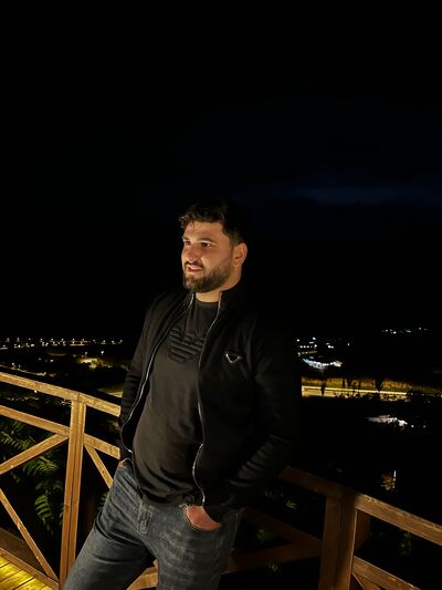  ,   Ruslan, 25 ,   ,   