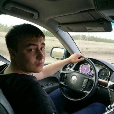  ,   Denis, 33 ,   ,   , c 