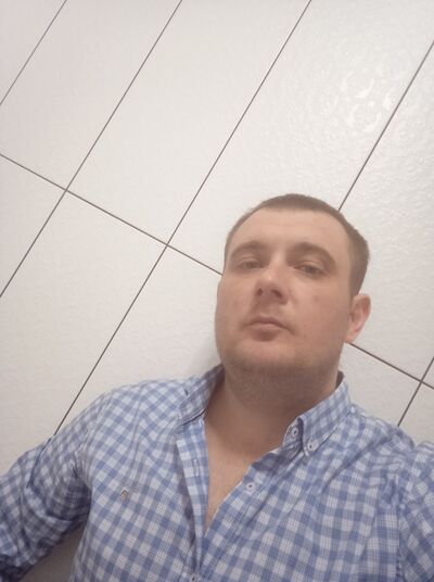  ,   Serj, 35 ,   ,   