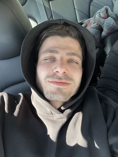  ,   Karlen, 24 ,   ,   