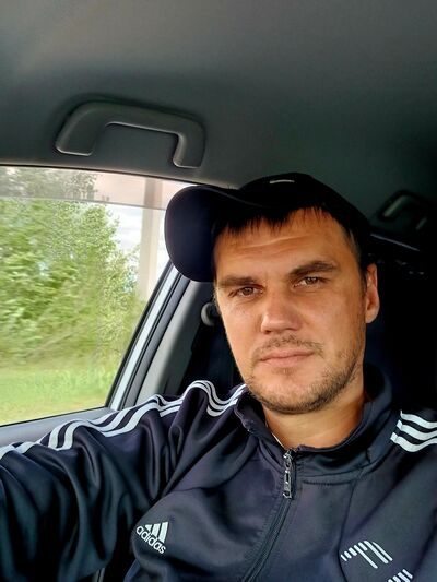  ,   Denis, 36 ,   ,   