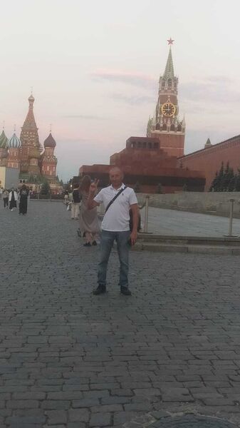  ,   Aleksandr, 44 ,   c 