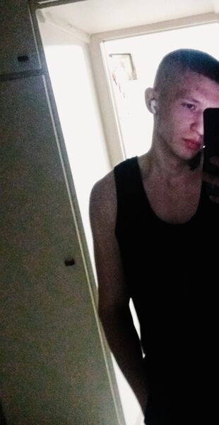  ,   Vlad, 22 ,   ,   