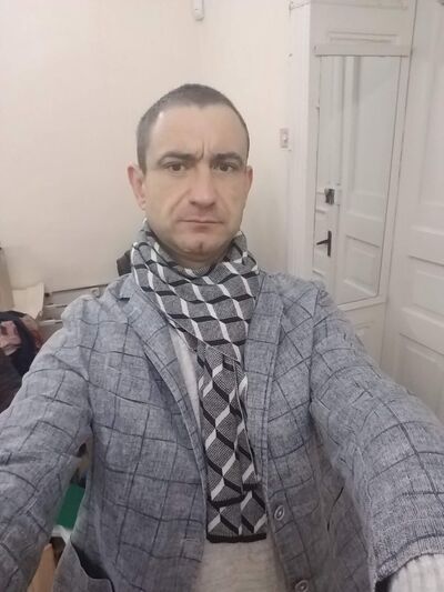  ,   Sergei, 37 ,   ,   , c , 
