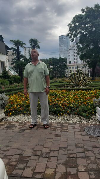  ,   Urik, 62 ,   ,   