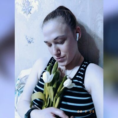  ,   Tanya, 22 ,   ,   