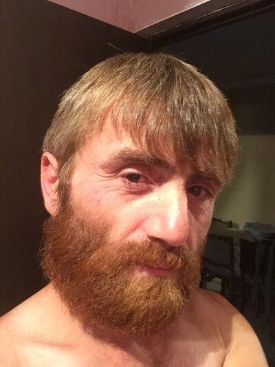  ,   Armen, 43 ,   ,   