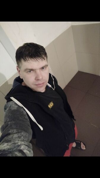  ,   Alex, 39 ,   ,   