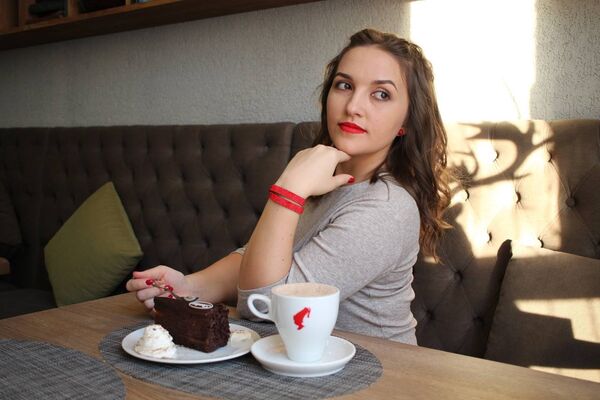  ,   Dariya, 34 ,   ,   