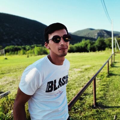  ,   Ridvan, 28 ,   ,   