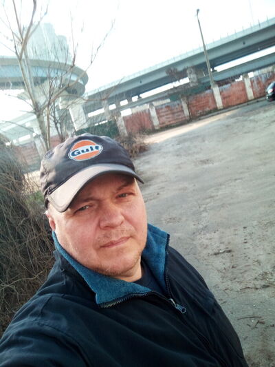 ,   Ihor, 47 ,   ,   , c 