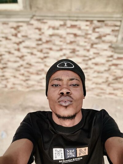  Lagos,   Habeeb, 22 ,   ,   , c , 