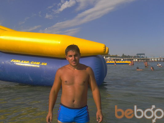  ,   Tamik, 36 ,   