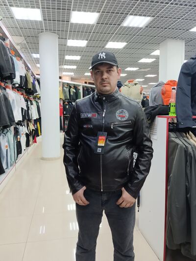  ,   Igor, 40 ,   ,   