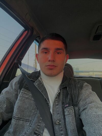  ,   Amir, 21 ,   ,   