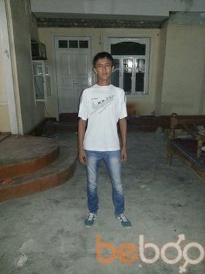  ,   Hayodbek, 32 ,   