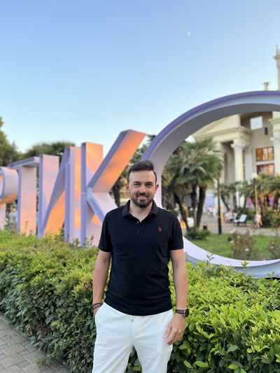  ,   Alper, 34 ,   ,   