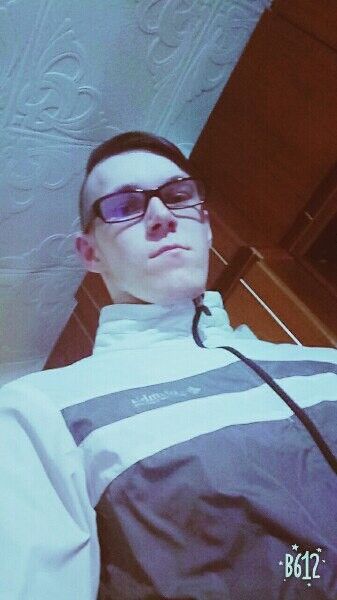  --,   Maksim, 28 ,   