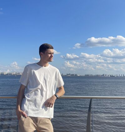  ,   Nikita, 21 ,   ,   