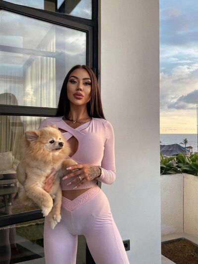  ,   Rinata, 25 ,   ,   