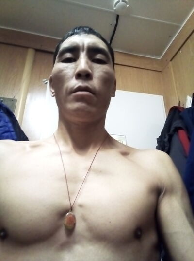  ,   Alex, 40 ,   
