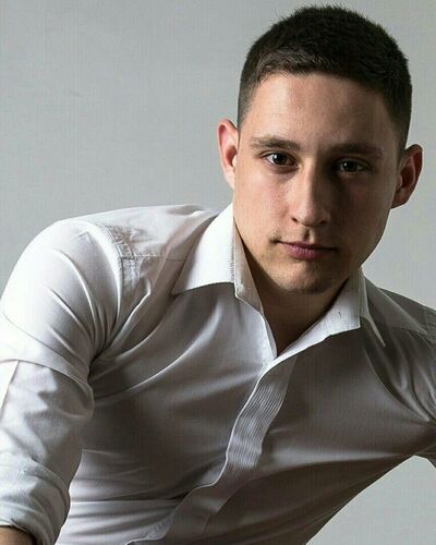  ,   Eugen, 30 ,   