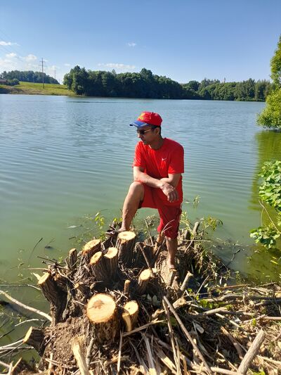 ,   Nurik, 40 ,   ,   