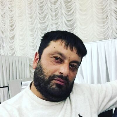  ,   Artur, 38 ,   ,   