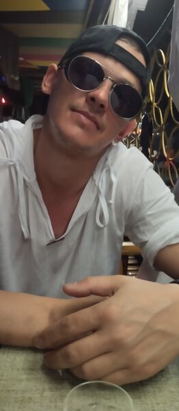  ,   Oleg, 35 ,   ,   
