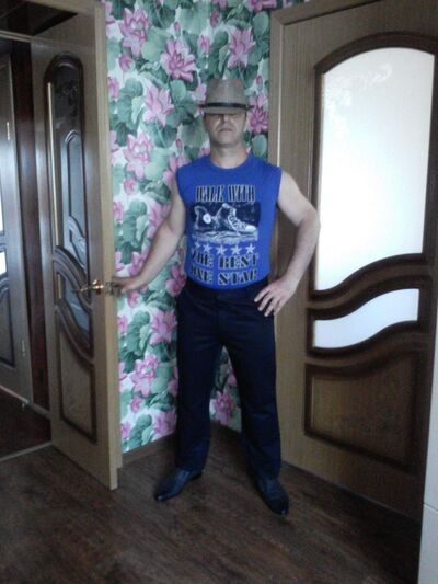  ,   Fred, 49 ,   c 